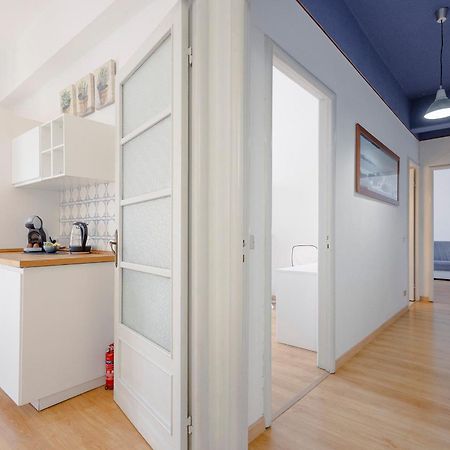 "L'Attico Bianco" City View 10 M A Piedi Dal Mare ซาโวนา ภายนอก รูปภาพ
