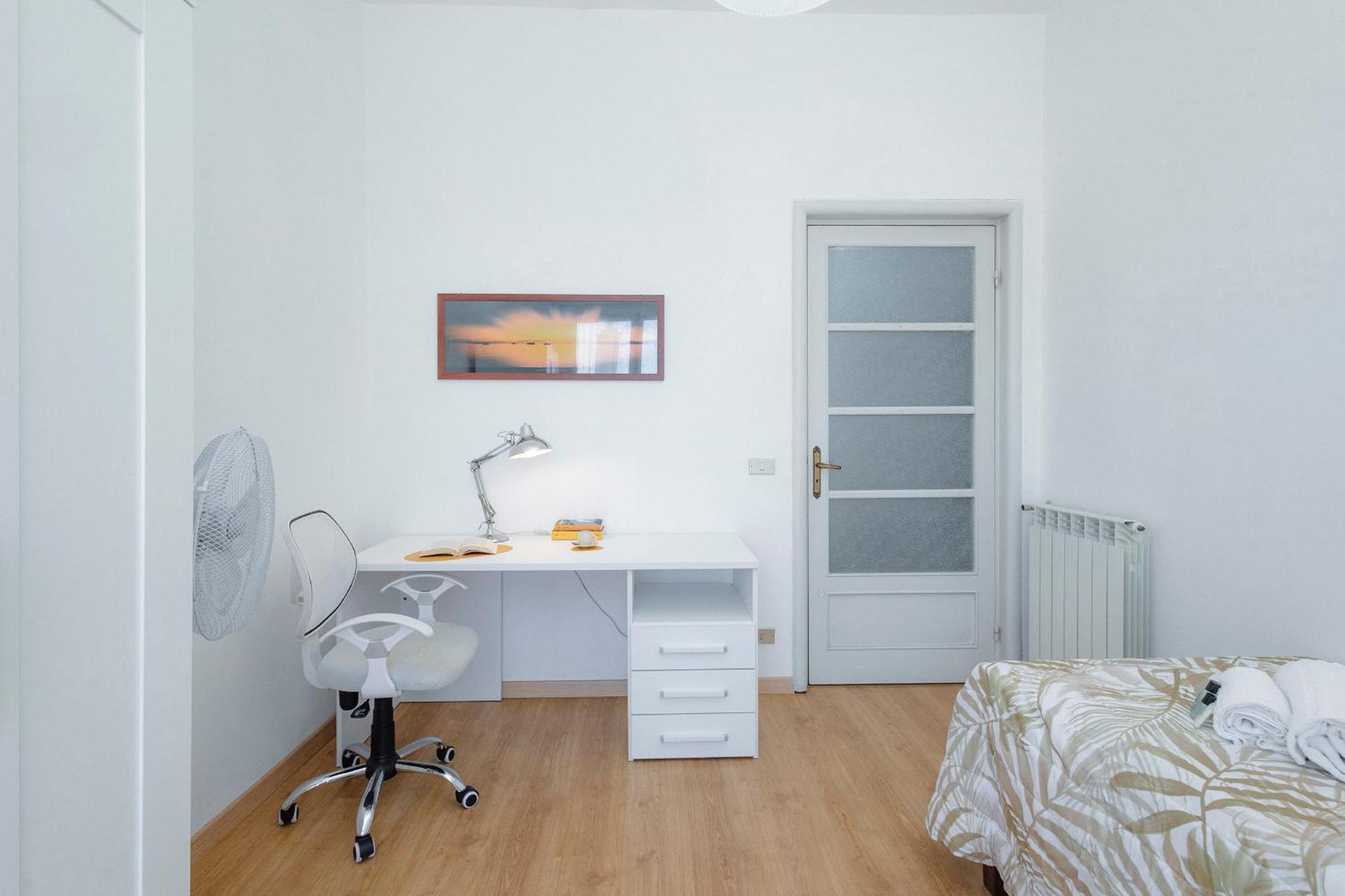 "L'Attico Bianco" City View 10 M A Piedi Dal Mare ซาโวนา ภายนอก รูปภาพ