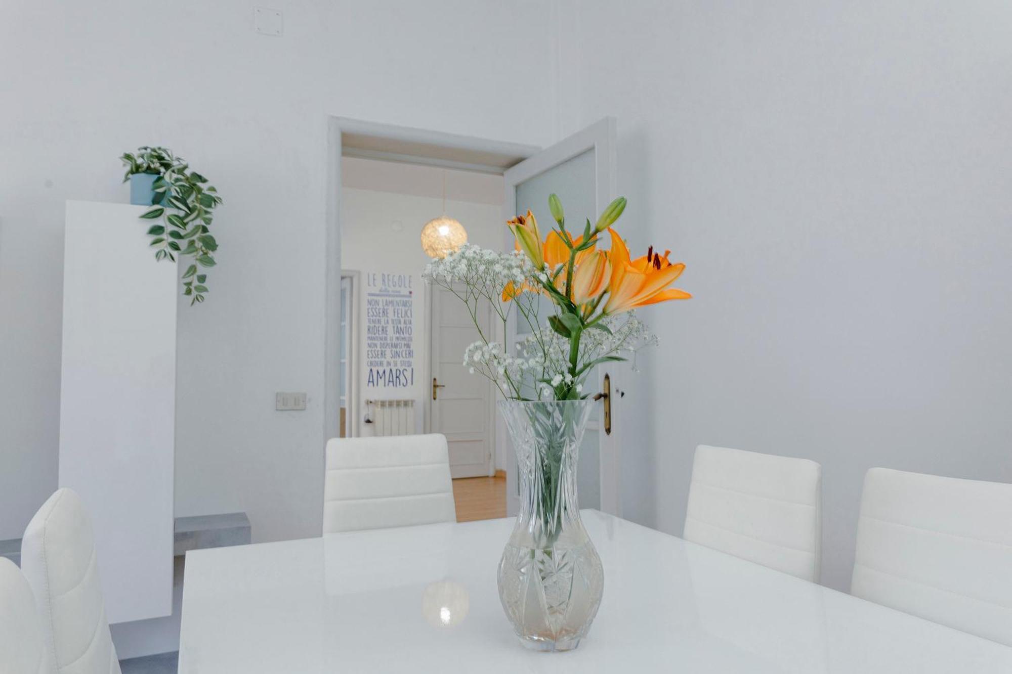 "L'Attico Bianco" City View 10 M A Piedi Dal Mare ซาโวนา ภายนอก รูปภาพ