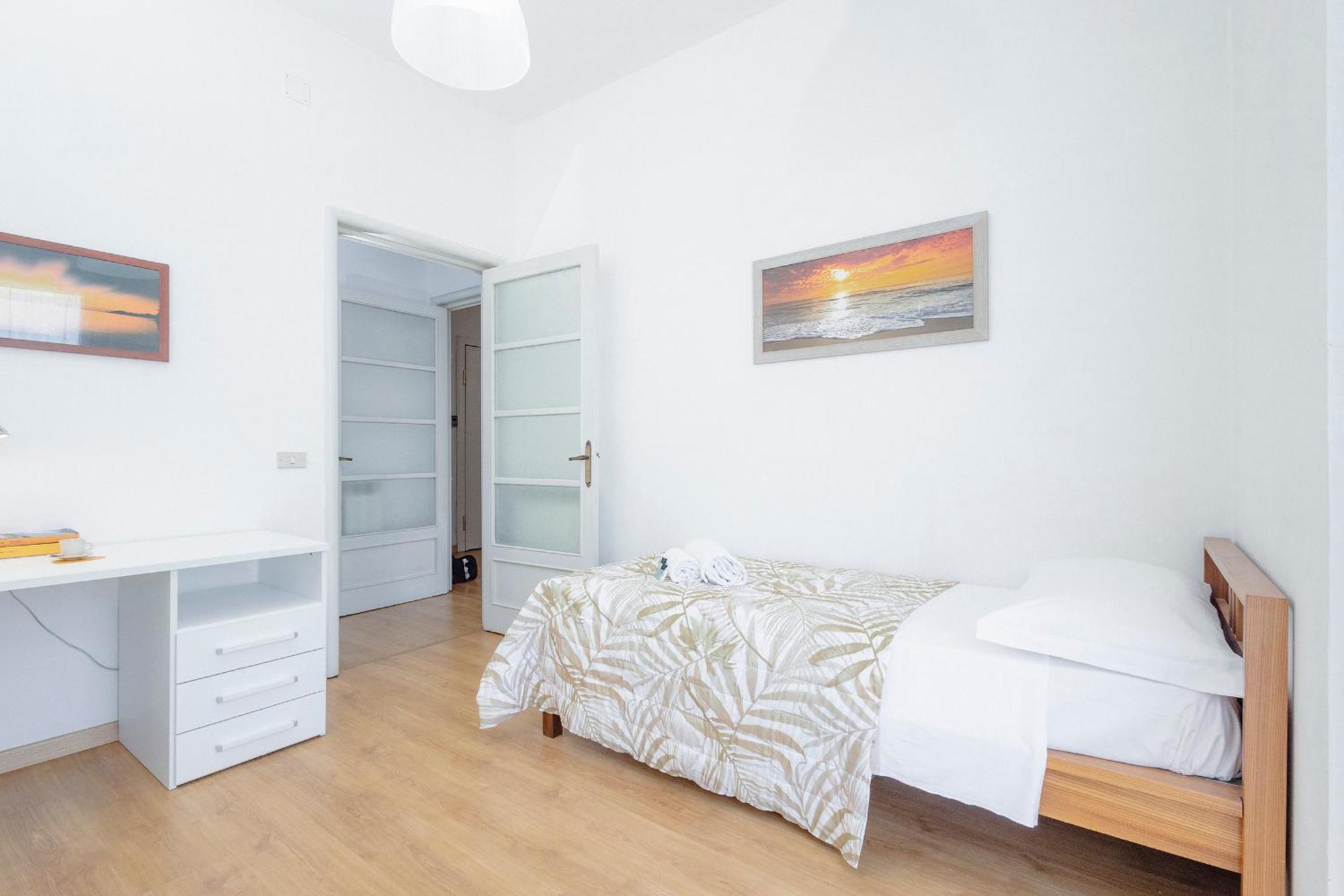 "L'Attico Bianco" City View 10 M A Piedi Dal Mare ซาโวนา ภายนอก รูปภาพ