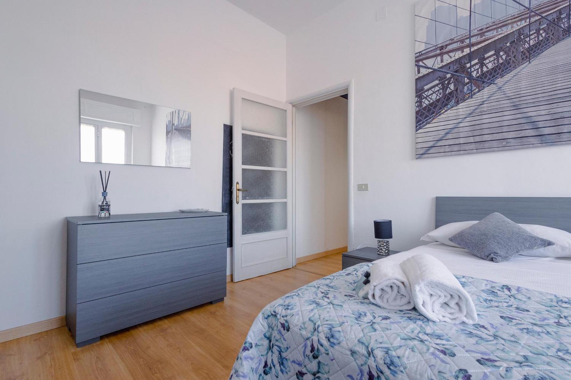 "L'Attico Bianco" City View 10 M A Piedi Dal Mare ซาโวนา ภายนอก รูปภาพ
